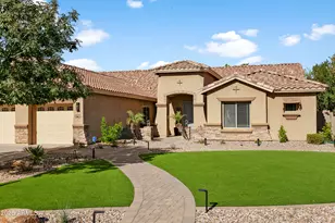 11628 E Starflower Dr, Chandler, AZ 85249 - Photo 5