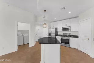 945 E Playa Del Norte Dr, Tempe, AZ 85288 - Photo 13