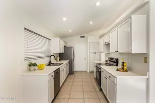 5931 W Venus Way, Chandler, AZ 85226 - Photo 11