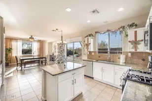 39517 N Noble Hawk Ct, Phoenix, AZ 85086 - Photo 5