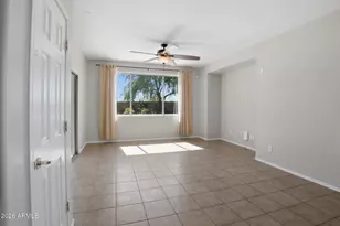 39517 N Noble Hawk Ct, Phoenix, AZ 85086 - Photo 5