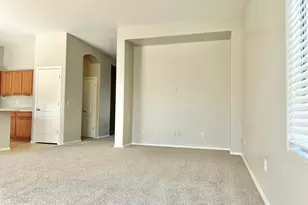 889 E Leo Pl, Chandler, AZ 85249 - Photo 9