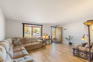 148 E Kayetan Dr, Sierra Vista, AZ 85635 - Photo 5