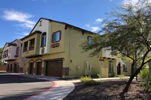 2725 E Mine Creek Rd, Phoenix, AZ 85024 - Photo 1