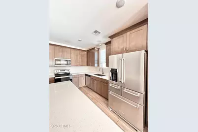 8619 N 169th Drive, Waddell, AZ 85355 - Photo 17