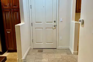 5350 E Deer Valley Dr, Phoenix, AZ 85054 - Photo 7