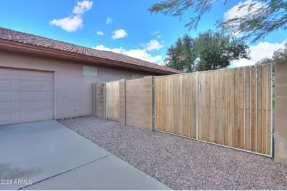 308 E Cactus Wren Court, Casa Grande, AZ 85122 - Photo 5