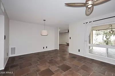 8528 E Via De Viva Street, Scottsdale, AZ 85258 - Photo 9