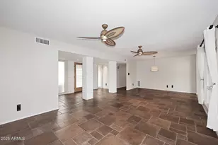 8528 E Via De Viva St, Scottsdale, AZ 85258 - Photo 7