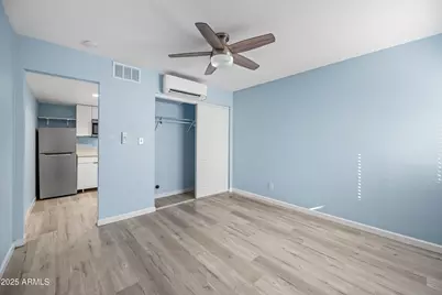 3025 N 32nd Street #8, Phoenix, AZ 85018 - Photo 3