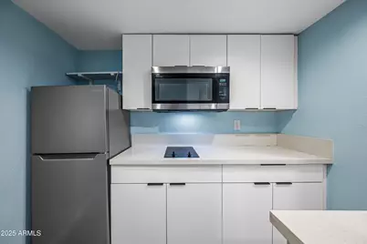 3025 N 32nd Street #8, Phoenix, AZ 85018 - Photo 7