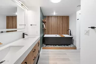 6240 E Kelton Ln, Scottsdale, AZ 85254 - Photo 23