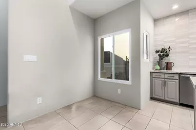 11333 N 92nd Street #1101, Scottsdale, AZ 85260 - Photo 9