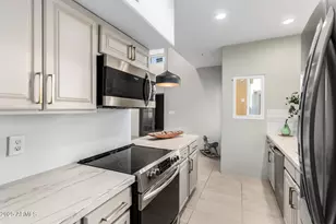 11333 N 92nd St, Scottsdale, AZ 85260 - Photo 13