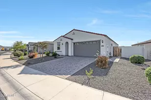 18035 W Muirwood Dr, Goodyear, AZ 85338 - Photo 15