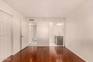 7502 E Thomas Rd, Scottsdale, AZ 85251 - Photo 11