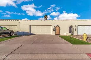 320 W Laguna Dr, Tempe, AZ 85282 - Photo 3