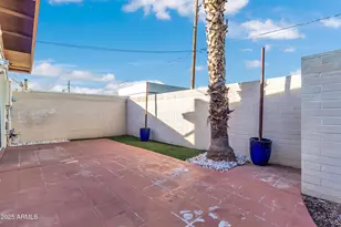 320 W Laguna Dr, Tempe, AZ 85282 - Photo 33