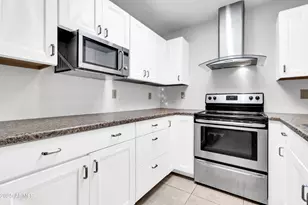 320 W Laguna Dr, Tempe, AZ 85282 - Photo 7