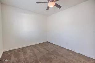 1135 E Chipman Rd, Phoenix, AZ 85040 - Photo 11