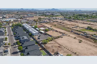 1135 E Chipman Road, Phoenix, AZ 85040 - Photo 23