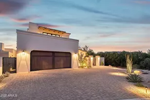 5830 N Echo Canyon Ln, Phoenix, AZ 85018 - Photo 3