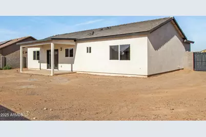 11405 W Madero Drive, Arizona City, AZ 85123 - Photo 33