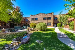 2353 Quarter Horse Trl, Overgaard, AZ 85933 - Photo 99