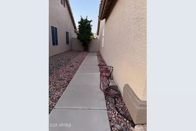 10910 W Laurelwood Lane, Avondale, AZ 85392 - Photo 3