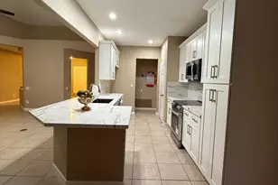 10910 W Laurelwood Ln, Avondale, AZ 85392 - Photo 11