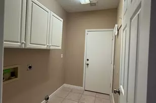 10910 W Laurelwood Ln, Avondale, AZ 85392 - Photo 13