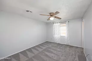 5940 W Palm Ln, Phoenix, AZ 85035 - Photo 13