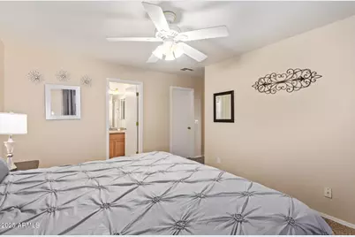 14805 W Caribbean Lane, Surprise, AZ 85379 - Photo 13