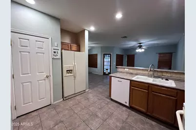 1961 E Shannon Street, Gilbert, AZ 85295 - Photo 7