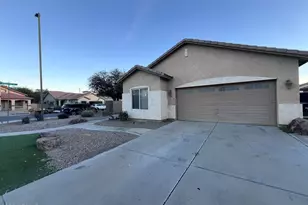 1961 E Shannon St, Gilbert, AZ 85295 - Photo 3