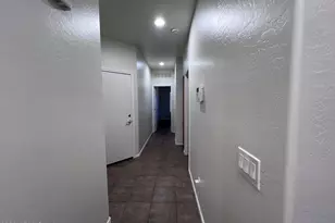 1961 E Shannon St, Gilbert, AZ 85295 - Photo 11