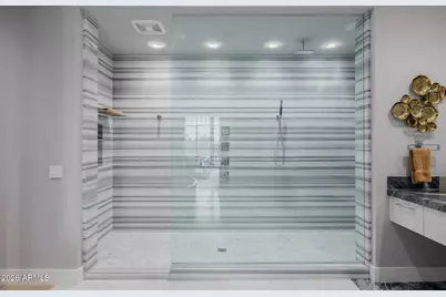 2 Biltmore Estate #207, Phoenix, AZ 85016 - Photo 33