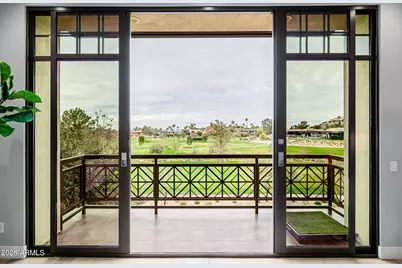 2 Biltmore Estate #207, Phoenix, AZ 85016 - Photo 29