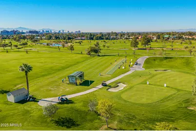 2 Biltmore Estate #207, Phoenix, AZ 85016 - Photo 95