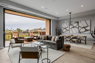 2 Biltmore Estate #207, Phoenix, AZ 85016 - Photo 5
