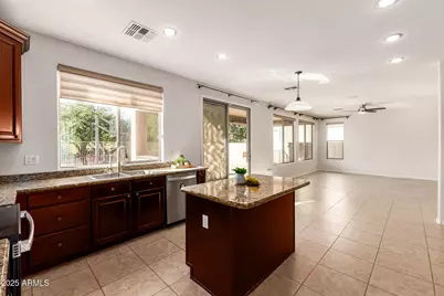 35822 N 33rd Lane, Phoenix, AZ 85086 - Photo 13