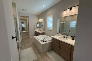 1932 W Rowel Rd, Phoenix, AZ 85085 - Photo 13