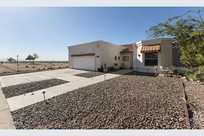 8902 N 114th Lane, Peoria, AZ 85345 - Photo 3