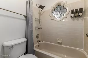 10428 N 53rd Dr, Glendale, AZ 85302 - Photo 23