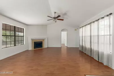 10428 N 53rd Drive, Glendale, AZ 85302 - Photo 5