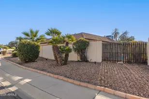 10428 N 53rd Dr, Glendale, AZ 85302 - Photo 3