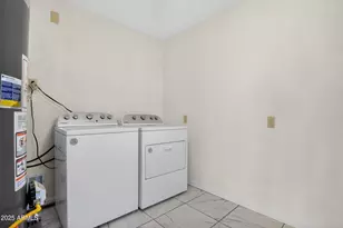 7649 W Mitchell Dr, Phoenix, AZ 85033 - Photo 15