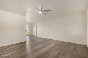 18406 N 55th Ave, Glendale, AZ 85308 - Photo 9