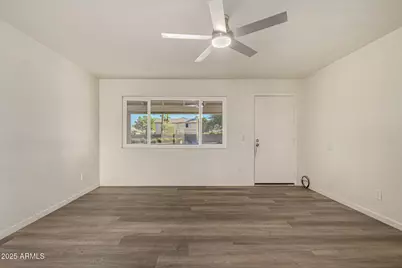 18406 N 55th Avenue, Glendale, AZ 85308 - Photo 7