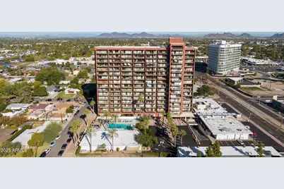 4750 N Central Avenue #3J, Phoenix, AZ 85012 - Photo 9